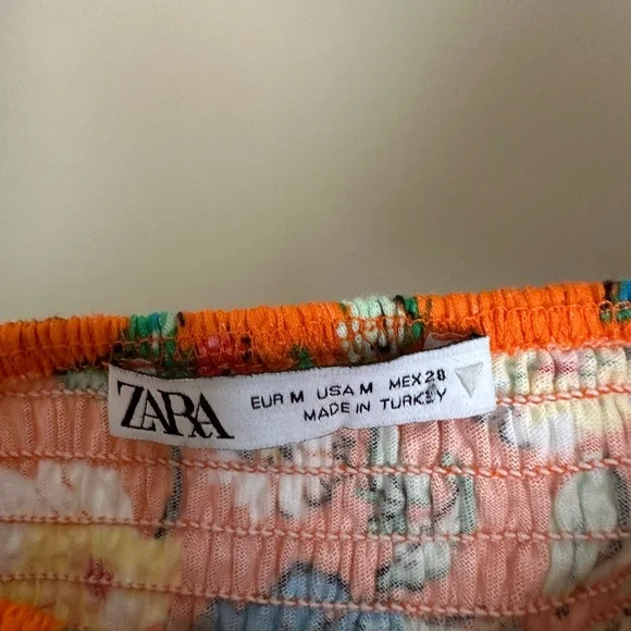 Women’s Zara Ruffle Sleeve Top - Picture 4 of 4